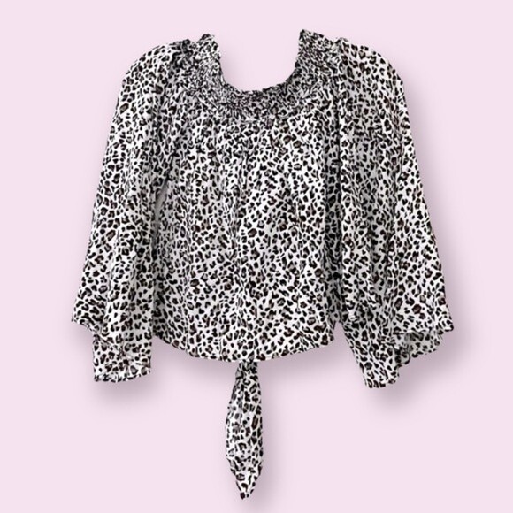 Free People Cheetah Print Blouse White Black Smocked Tie NWOT Womens Size Small - Picture 2 of 7